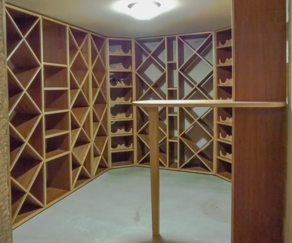 Mobilier sur mesure : Cave à vin en chêne